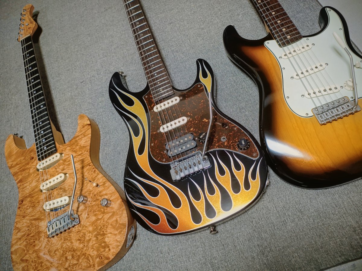 Tomoki_Abe's tweet photo. 昨日は誕生日でした。
SNSや直接メッセージ下さった皆様、まことに有難うございます。
本年も良い音楽を制作、演奏出来るよう実りある歳にしたく思います！ https://t.co/mZbo0zMtSc