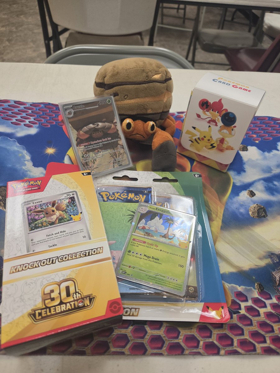 scraggypants's tweet photo. Top 8 at a big 73 person Cup with 🦀 
Lots of really good players in the room today had some great games! 
+25 Points +$75 
87/???
Shoutout @ZookaTCG for the support 
#Zookawin #Zooka https://t.co/M2MXWKnynC
