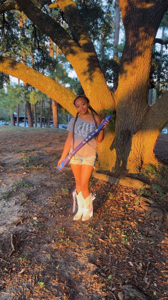 SHARDEECRYSTAL's tweet photo. Spent an amazing Family Day at SFA with our big girl, Cheyann! Loving every second of watching her thrive, explore, and carve out her path in college. So proud of the incredible young woman she’s becoming! 💜 Lumberjack pride running strong today!  #FamilyDay #sfasu @CoachDC940 https://t.co/vahv6oLqKz