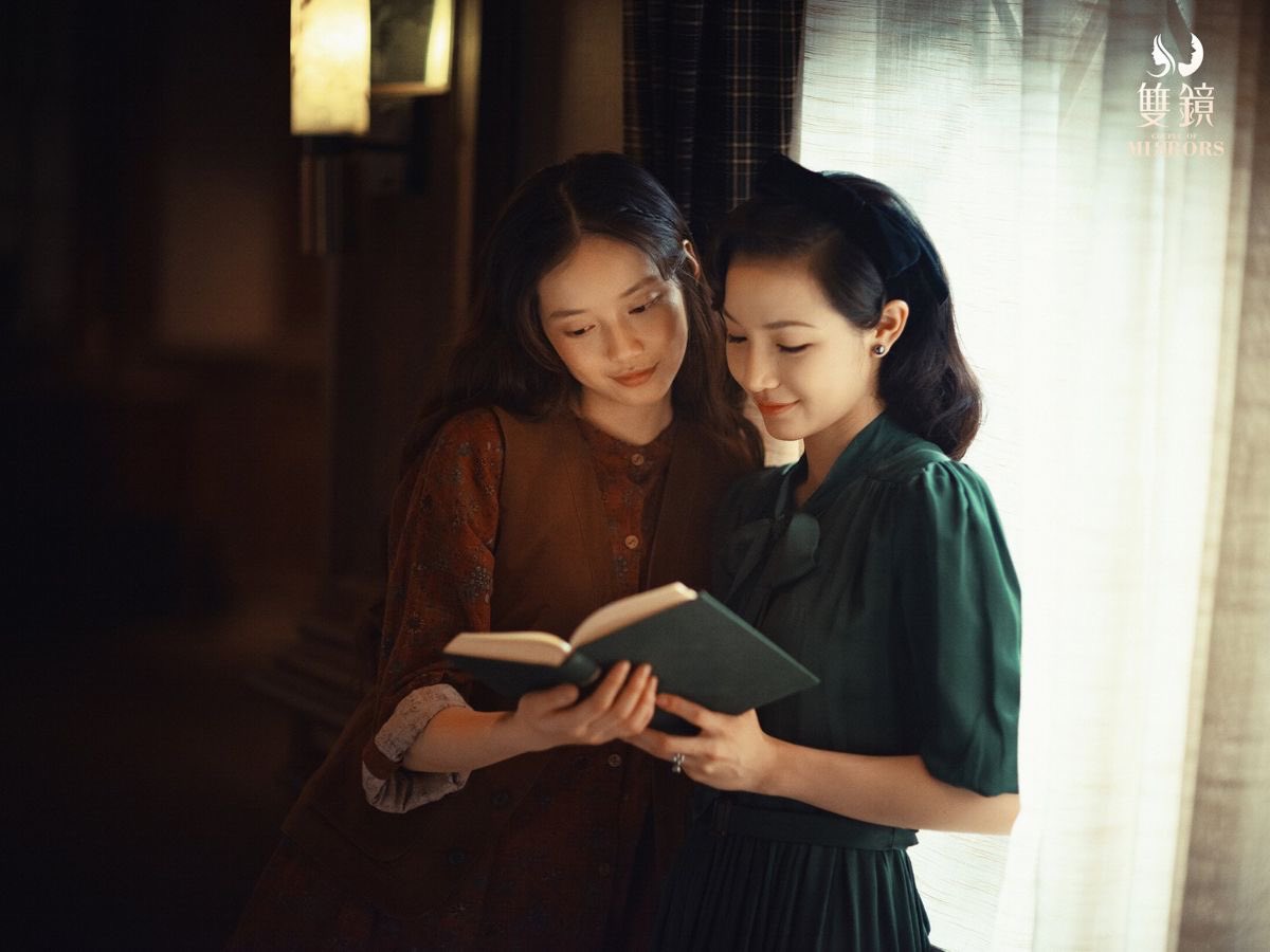 naoidoll's tweet photo. still waiting for my vintage yuri to get a s2 :( couple of mirrors was my first ever GL live action series and i’m never forgetting how it literally introduced me to the world of yuri &amp; baihe since i started reading the manhua because of it https://t.co/qXbcFpQdOI