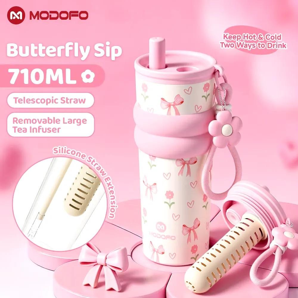 sintaawe's tweet photo. Tenang, botol MODOFO ini solusinya! Desain kupu-kupu yang lucu dijamin bikin anak suka. Gak cuma gemas, botol ini juga tahan suhu panas sampai 18 jam dan dingin sampai 24 jam! Jadi, si kecil bisa tetap terhidrasi seharian di sekolah atau saat main. Plus, ada tali lehernya! ✨ https://t.co/1org8rDX8B