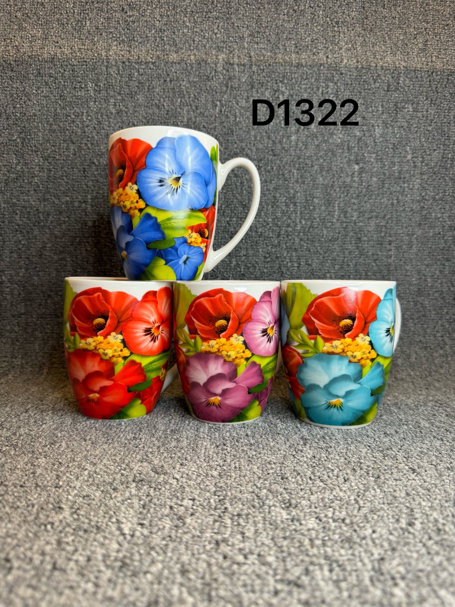 AlfredoBartvpv's tweet photo. Tired of plain mugs DIY a custom floral mug with just acrylic paint and clear sealant—makes your morning brew way more fun! https://t.co/P3jaPbExyT