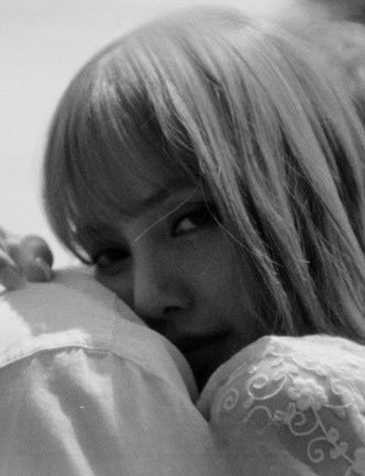 PINKSBASE's tweet photo. WE WON! 'Dream' wins Best Pop at the #VMAs. https://t.co/lwXmS61oGR