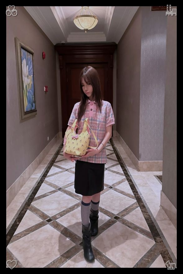 tai_lnd's tweet photo. 🍰An ordinary day at the factory, extraordinary contribution from everyone!As the afternoon turned to evening, Elena realized she needed to go back to her cottage to get ready for dinner. She stood up, gathering her things. “I should go,” she said, smiling. “I need to get rea https://t.co/l8va8maIX4