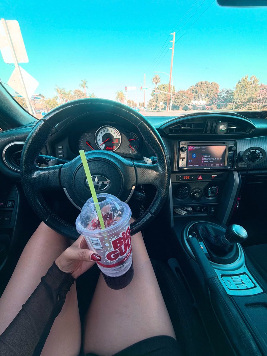 cherry_redbomb's tweet photo. 🥤🥹 https://t.co/Fr2auuT8YQ