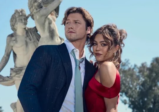 zarapliers's tweet photo. “I can’t say a lot but there’s some very iconic scenes from book 3 that are definitely gonna make it into the show” - Ella Bright 

CALL DEAN SCENE 🚨 

And people thought s1 deanallie were iconic OH ITS A WORLD TAKE OVER FOR THEM NEXT SEASON https://t.co/9TwzrFXE40
