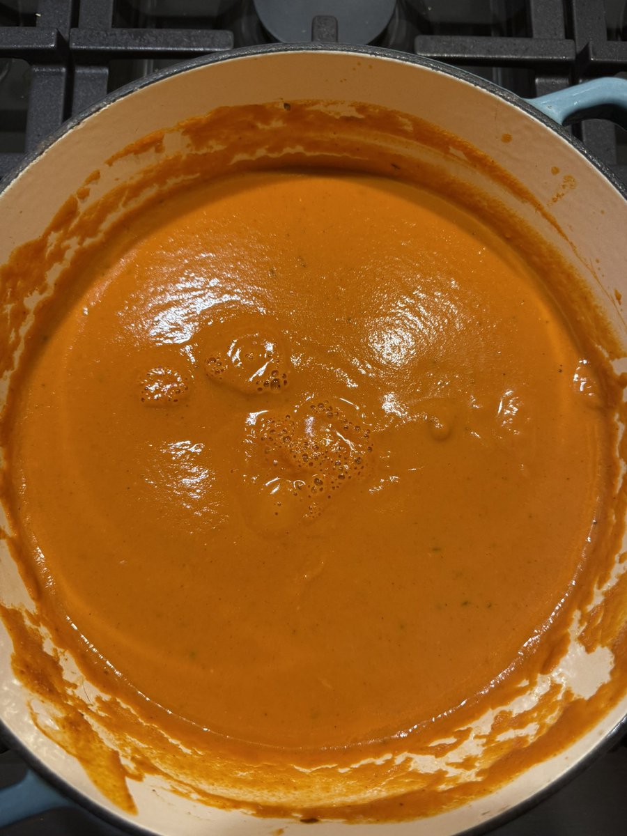 Brieyonce's tweet photo. soup season 🍅 https://t.co/qxtQdDArRE