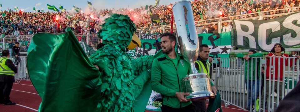 nano_sw_1312's tweet photo. Lo siento mi niño, es solo para equipos grandes.

Feliz 18 años sin ganar nada 👏 sin dudas el equipo mas grande de Viña del Mar 💪🏽👏 https://t.co/ocGsdGvksO