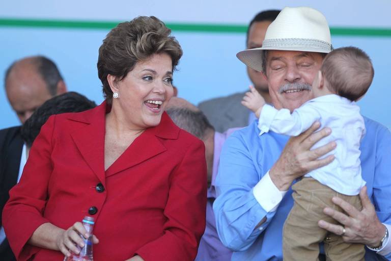leninaveira2's tweet photo. A Justiça tarda, mas não falha. Se a Justiça dos homens falha, ainda há de haver uma maior.

Descanse em paz, Arthur Lula da Silva, não esqueceremos a sua dor, nem o contexto em que ela se deu. https://t.co/HVzU8H0xjs