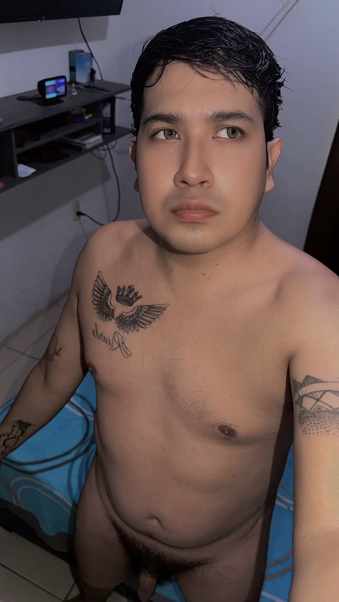 ivanreyes040497's tweet photo. Buenas noches. 🌙 https://t.co/OEks2mAYby