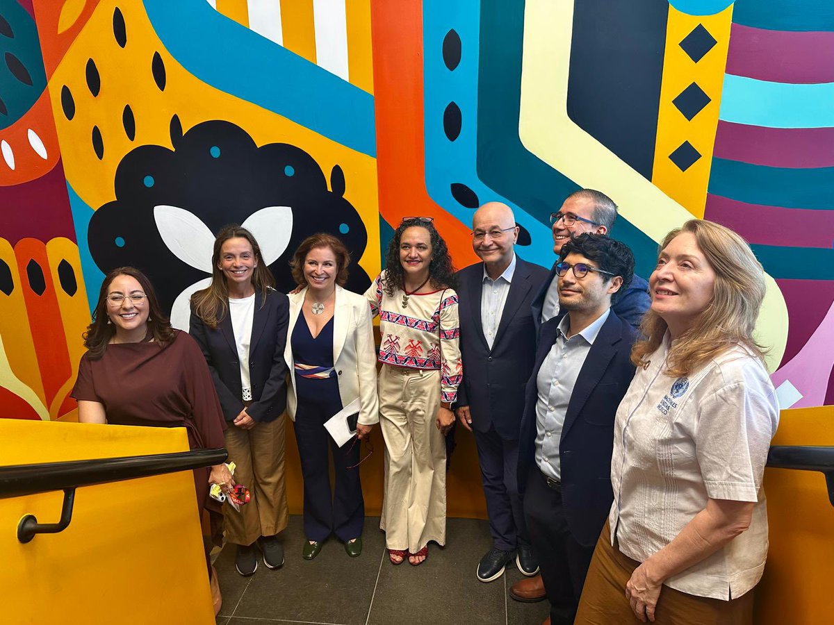 AcnurMexico's tweet photo. En 2019 abrimos nuestra oficina en Aguascalientes. Hoy, más de 8 mil personas refugiadas llaman a este estado su hogar. 
Durante su visita, el Alto Comisionado @BarhamSalih pudo ver de cerca que en México la integración funciona. 
Llevaremos este modelo más lejos. https://t.co/gLRti6kAvi