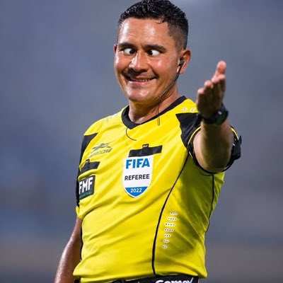 CantanteGro's tweet photo. #NuevaFotoDePerfil https://t.co/jYbpjv7e1m