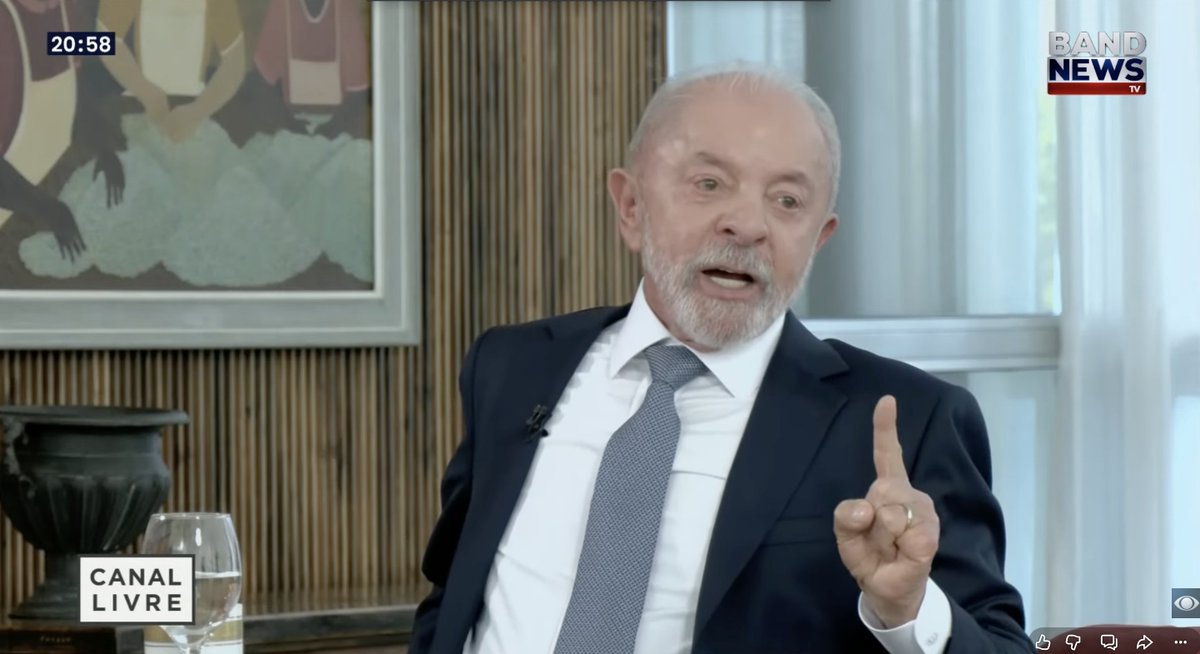 MidiaNINJA's tweet photo. “Eles montaram uma quadrilha na Previdência Social. Nós desmontamos a quadrilha, prendemos as pessoas, pagamos R$ 3,5 bilhões a 5 milhões de aposentados e ainda recolhemos R$ 6 bilhões dos ladrões.”

LULA NA BAND https://t.co/jKwUlhX5a0