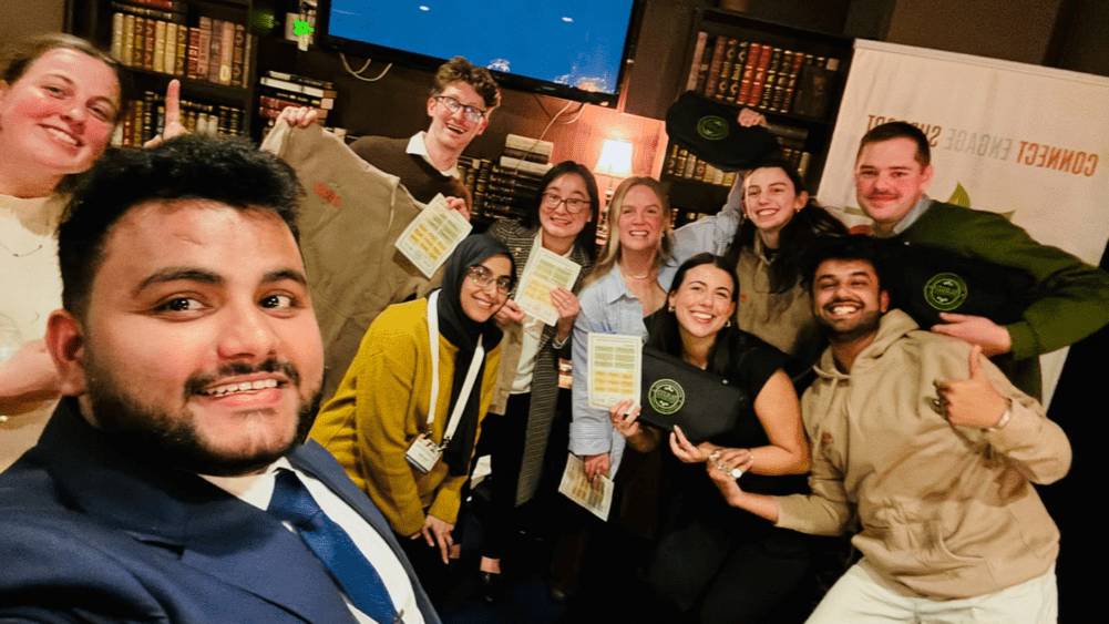 CrawfordFund's tweet photo. 🌱🎓 40 scholars joined us at #26CFConf, building connections, learning from mentors and exploring pathways into international agricultural research.

Our Scholar Program community has now grown to around 525 scholars since 2010!

#NextGenAg4D 👉 https://t.co/FduzyiC6AU https://t.co/K6h1lr5iOw