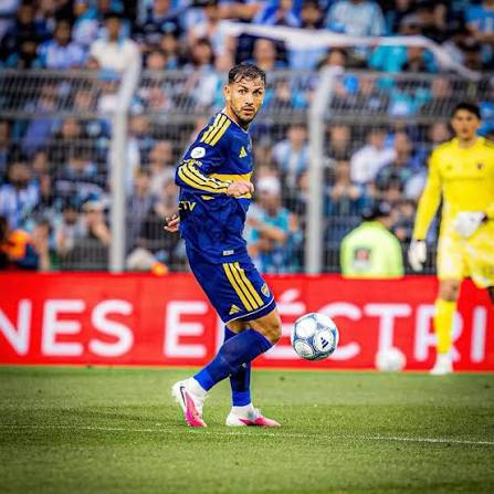 mdarrigo's tweet photo. En tres meses, Paredes fue protagonista de dos 0-2 que se convirtieron en un 3-2 sobre la hora. Calidad internacional y mentalidad ganadora. https://t.co/IJ6BNx9CJI