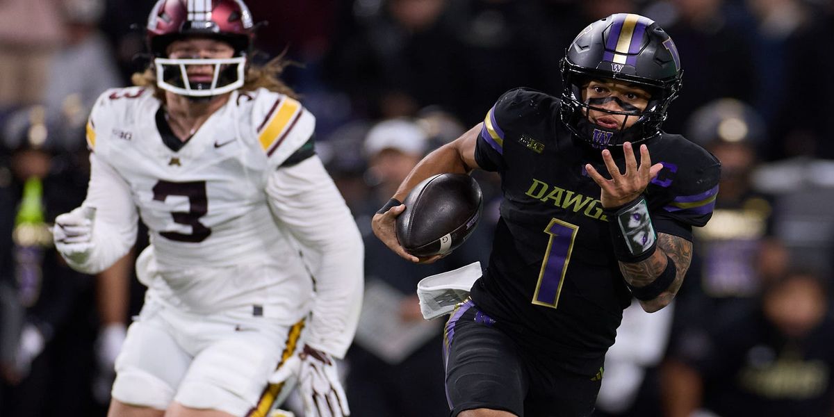UWHuskiesWire's tweet photo. Demond Williams Jr. goes through extreme highs and lows vs. Minnesota

📸 Richard Dizon, IMAGN IMAGES via Reuters Connect https://t.co/w0NVo2fmLb https://t.co/EHpalf86zh