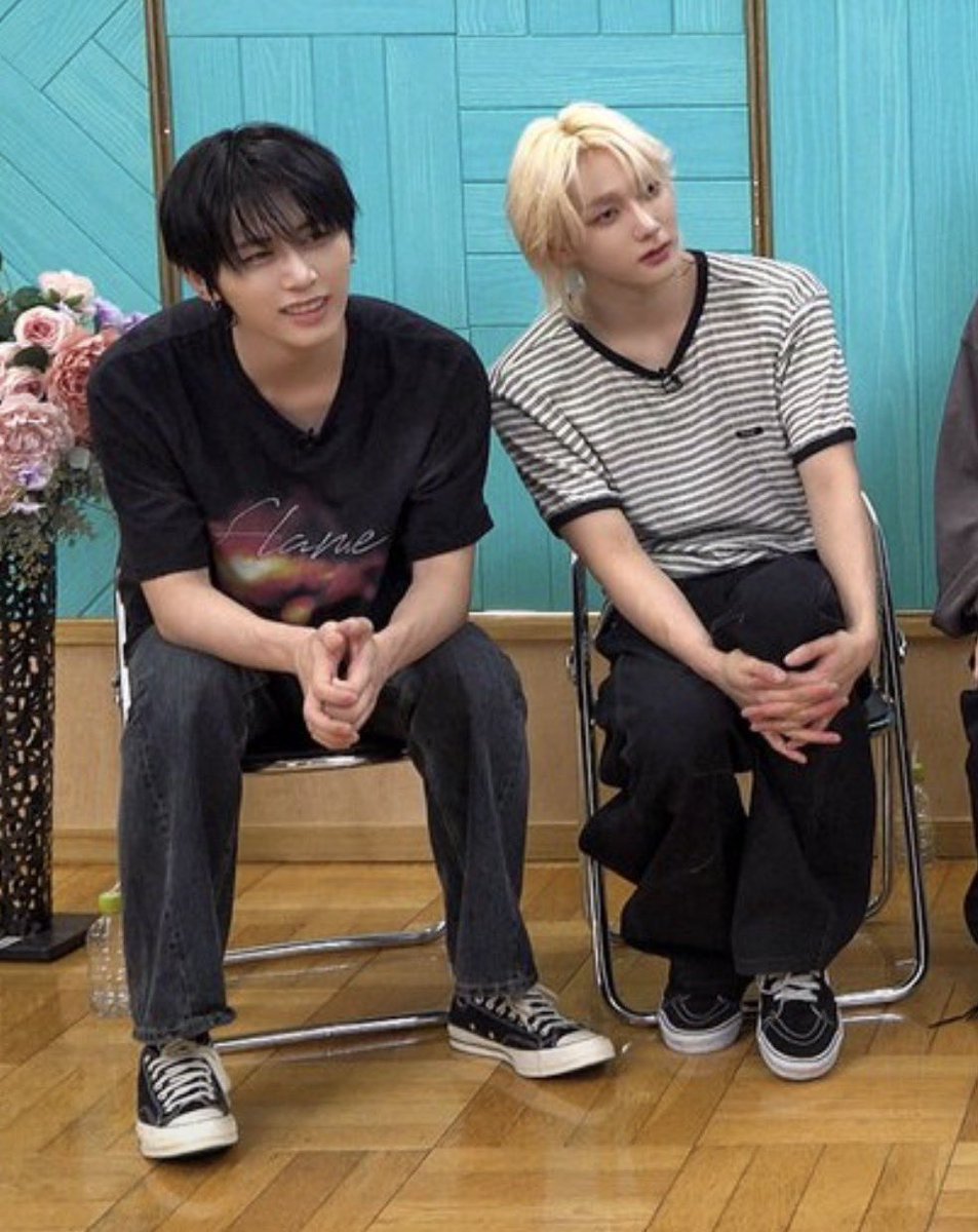 kkeiomchiz's tweet photo. kkeomchiz sitting difference is back https://t.co/M4WMWRvpup