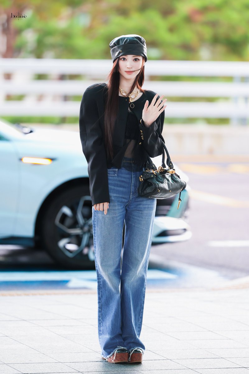 because_1117's tweet photo. 260928
#안나 #ANNA #미야오 #MEOVV https://t.co/wRMBJtlpj5