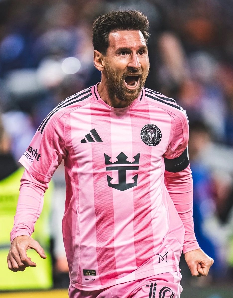 centregoals's tweet photo. 🇦🇷😱 Messi is on 𝐀𝐍𝐎𝐓𝐇𝐄𝐑 𝐋𝐄𝐕𝐄𝐋 from set pieces.

𝐅𝐎𝐔𝐑 free-kicks scored in his last seven games. Absolutely absurd. 🤯🔥 https://t.co/H3AhSNvNc7