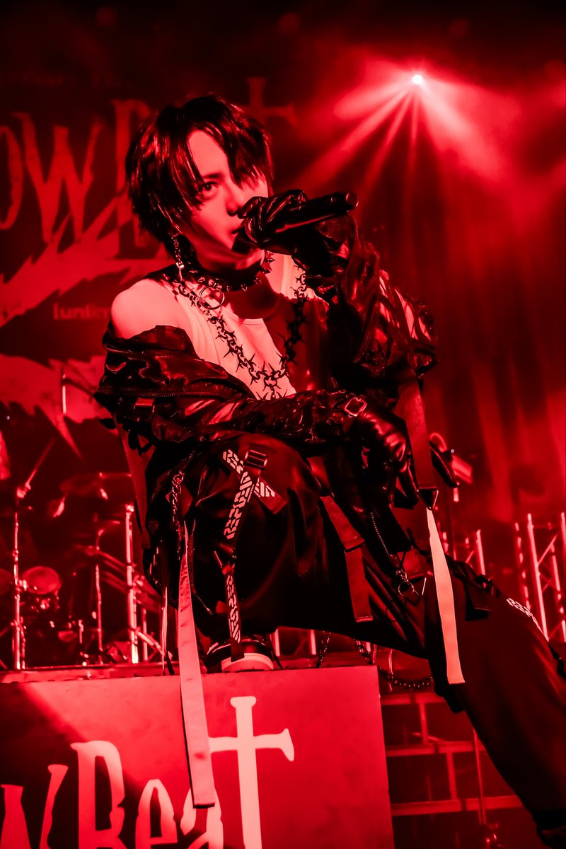 The_Brow_Beat's tweet photo. 【THANKS】

The Brow Beat 
8th Anniversary Live
「∞」
unlimited 

2026年9月27日(日)
東京・豊洲PIT
THANKS!!

日本全国、そして世界中のファンの皆さまへ
おかげさまで、The Brow Beatは結成8周年を迎えることができました。
日頃からの最高の応援に、心より感謝申し上げます。
ここから始まる9周年、そしてその先の10周年に向けて、さらに熱い音楽を届けていきます。これからもよろしくお願いいたします！

━━━━━━━━━━━━━━━━

【LIVE 配信】

The Brow Beat 
8th Anniversary Live
「∞」
unlimited

2026年9月27日（日）
東京・豊洲PIT
LIVE 配信決定！

🎫FC会員用 視聴券
¥3,000(税込)

［FC限定 視聴券販売］
＊FC有料会員でないお客様はご購入できません。
https://t.co/eyxTTKcrWo

🎫一般用 視聴券
¥3,500(税込)

［視聴券販売］
Streaming+
https://t.co/YZZYi0lTjO

［販売期間］
9月23日(水・祝)12:00〜10月3日(土)21:00

［配信開始時間］
9月27日(日)17:00配信スタート予定
配信予定時間：150分間(変更となる場合があります)

［アーカイブ視聴期間］
10月3日(土)23:59まで

━━━━━━━━━━━━━━━━

【LIVE DVD】

The Brow Beat Live Tour 2026
「愛我戯画-メガギガ-」
2026年6月10日(水) & 11日(木)
Zepp Shinjuku 

LIVE DVD 
2026年11月25日(水)発売決定!!

2公演 2枚組 LIVE DVD
24P ブックレット付

価格：¥12,100(税込) ＊送料別途
品番：H3-0012
発売元：H3

［受注受付期間］
9月27日(日)22時〜10月9日(金)23時59分

▼LIVE DVD Teaser
https://t.co/7hk6bSqNox

▼STORE
https://t.co/PhMD8joKNr

━━━━━━━━━━━━━━━━

◆The Brow Beat Official Site
https://t.co/A25StTwdY2

◆The Brow Beat Official X
https://t.co/LVV8Wny7w7

◆佐藤流司 Official X
https://t.co/W95cl0HEeJ

◆佐藤流司 STAFF Official X
https://t.co/Fh6DeXRhkF

◆HAKUEI Official X
https://t.co/WcbxDNfITR

◆The Brow Beat Official Youtube Channel
https://t.co/BrordK3lLa

◆TheBrowBeat OfficialTikTok
https://t.co/ZPpUAXCG6I 

#TheBrowBeat
#TBB
#豊洲PIT
#unlimited
#8thAnniversary
#佐藤流司
#Ryuji
#HAKUEI
#PENICILLIN
#machine
