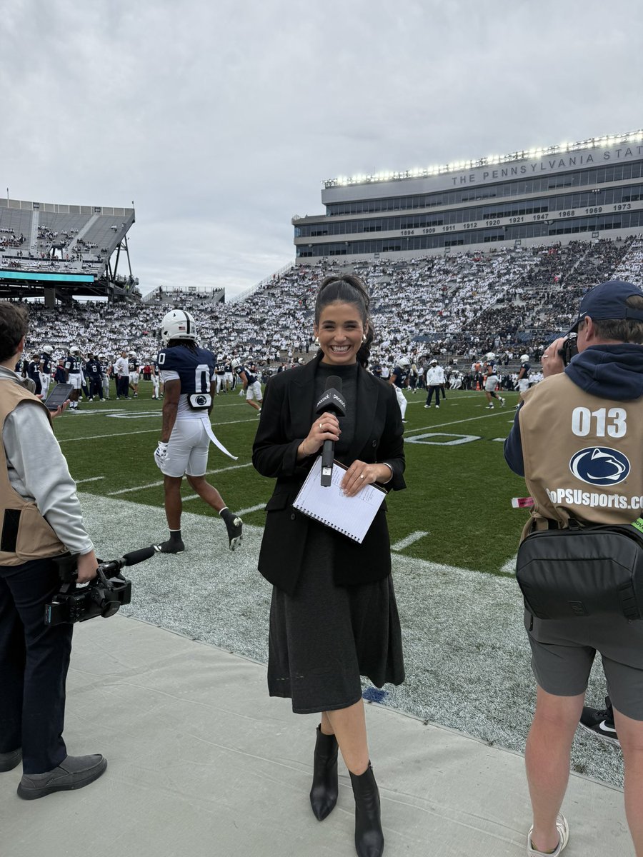ashahahmadi's tweet photo. A time was had at Penn State! 👀 https://t.co/kJ1LC2KLAP