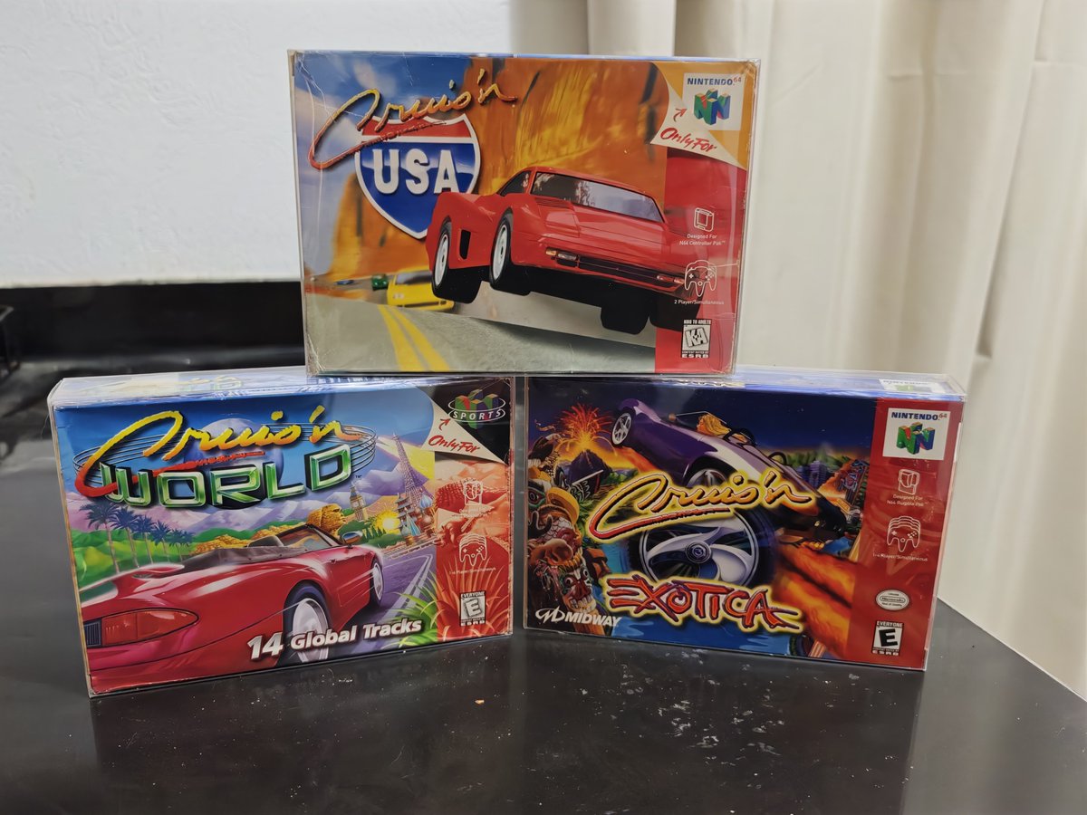 Dr_hlopez's tweet photo. @BitsyCeluloide Yo tengo los 3 y aún los juego en mi Nintendo 64, son de mis favoritos. https://t.co/6YLJywcH5l