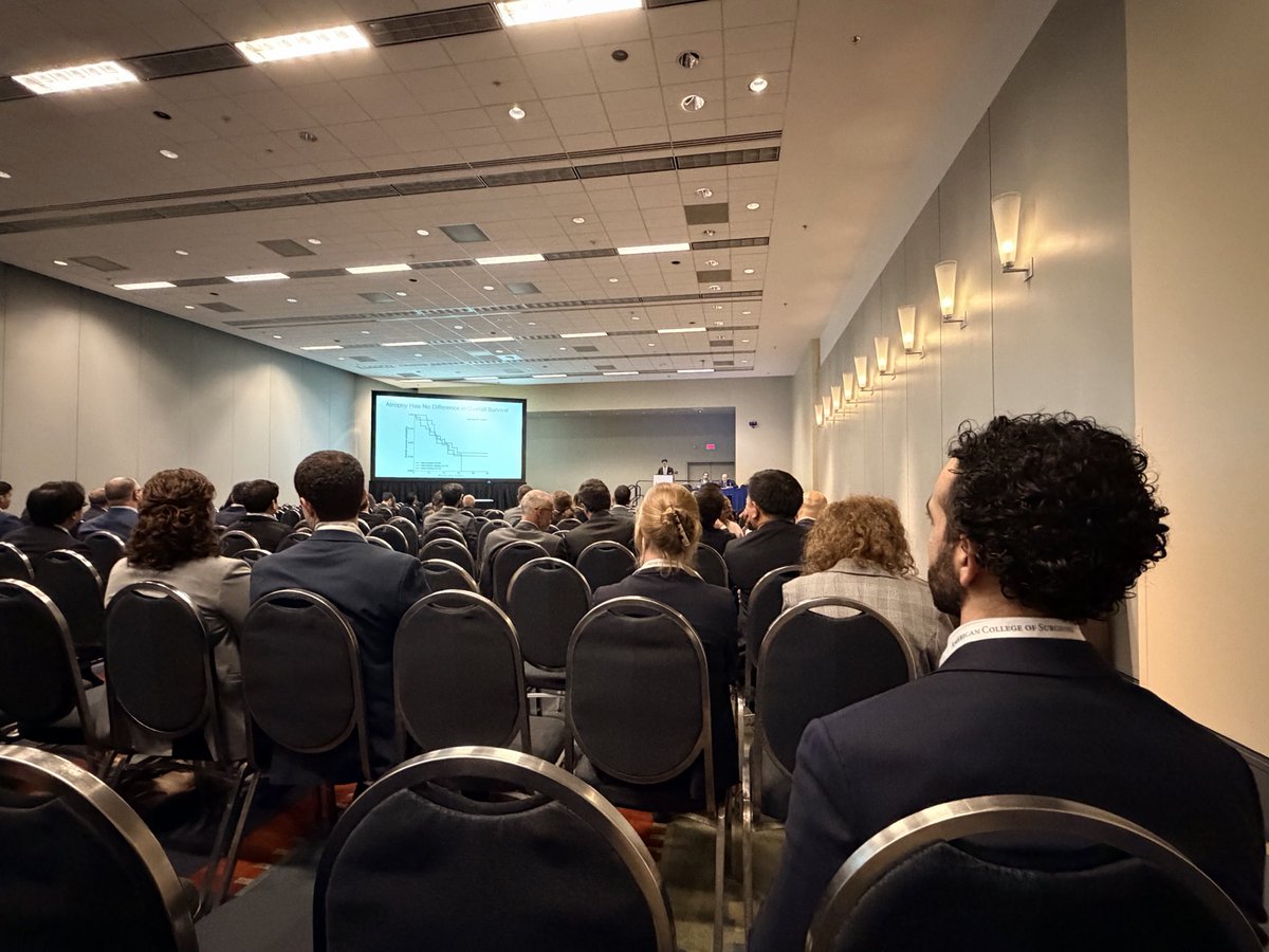 mohamedadamMD's tweet photo. Proud of @thomasmlii, PGY-3 @UCSFGSResidency w @Han_su_yin @UCSFMedicine grad , who presented at #ACS2026 our volumetric data unveiling a salient effect of NAC in PDAC: nearly 40% pancreatic atrophy during treatment-an important variable to consider when weighing the risks and benefits of NAC
@HPB_Surgeon @UCSFSurgery