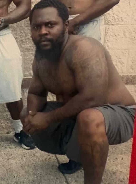MaliC52's tweet photo. Touch down to cuz hell. https://t.co/acvROByZ4P