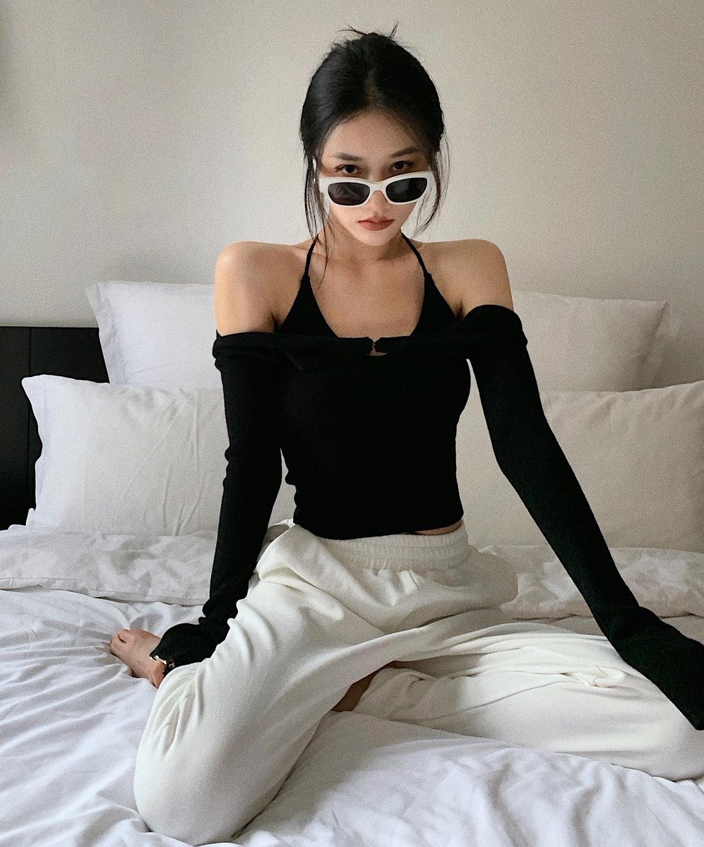 Suzamar3's tweet photo. 心が疲れたときは、ただ静かに一人で休みたい。 🎶
VbZhn https://t.co/1OPaeNOhG7