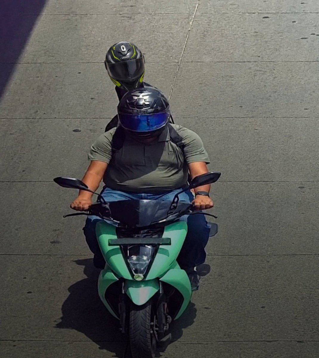 BJP4TelAvivYafo's tweet photo. @souvikonline @blrcitytraffic Buy a helmet for your guitar. https://t.co/0WpvRUN98F