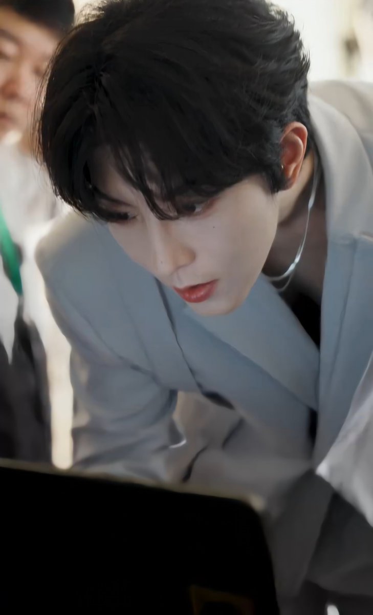 aaa_qiu's tweet photo. 추추 진짜 곱다 고와🧡 https://t.co/0PecmB8Iwu