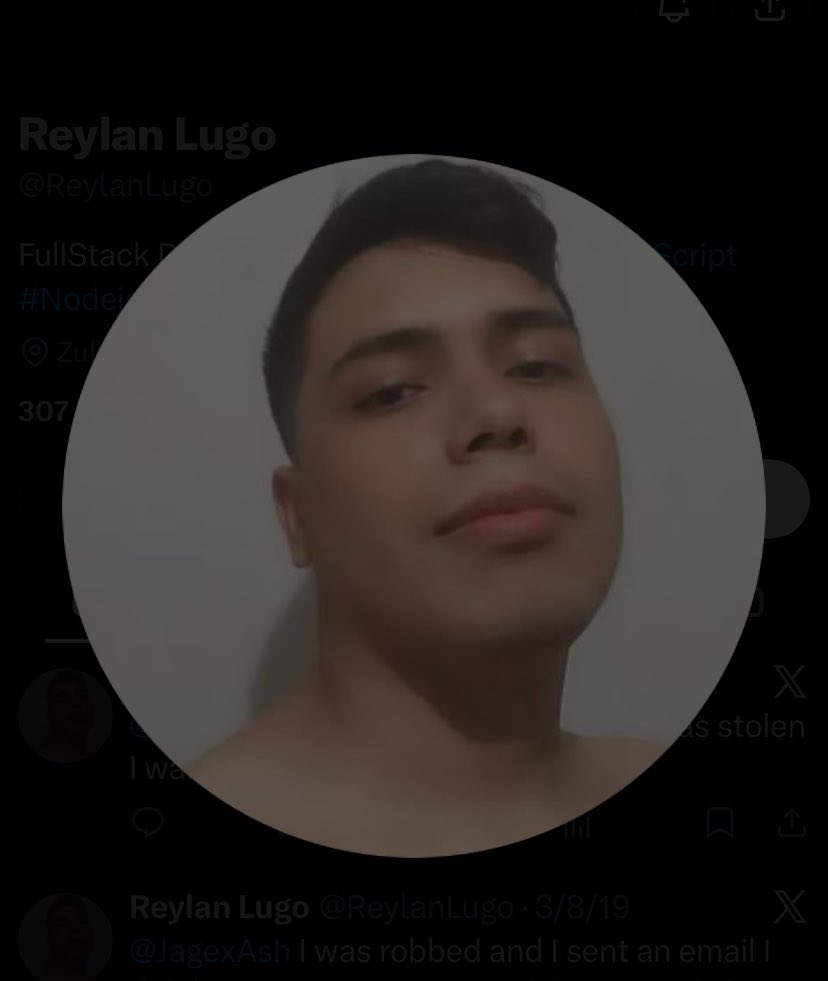 chwfprocess's tweet photo. @ReylanLugo @SoyPan__ Hermano, tienes más cara de peruano que Aquino JAJAJAJSJAJ https://t.co/D9blwhbfiX