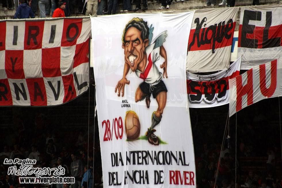 jotsoboy's tweet photo. Carta para un hincha de River. https://t.co/ViAma9xQ6Z