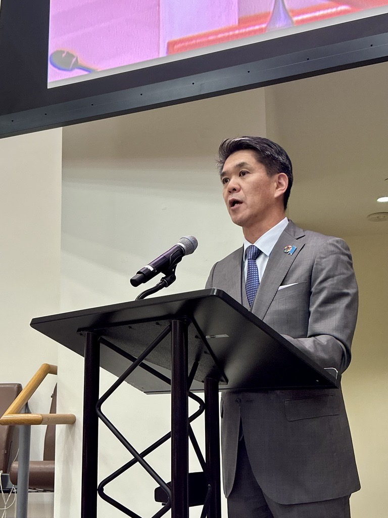 MofaJapan_en's tweet photo. Senior Deputy Minister for Foreign Affairs ENDO attended the High-Level Meeting on Pandemic Prevention, Preparedness and Response (PPPR). He stressed the need for international solidarity and reaffirmed Japan’s commitment to achieving universal health coverage (UHC), the foundation for social stability and sustainable growth.

https://t.co/XjYKdxXFPs