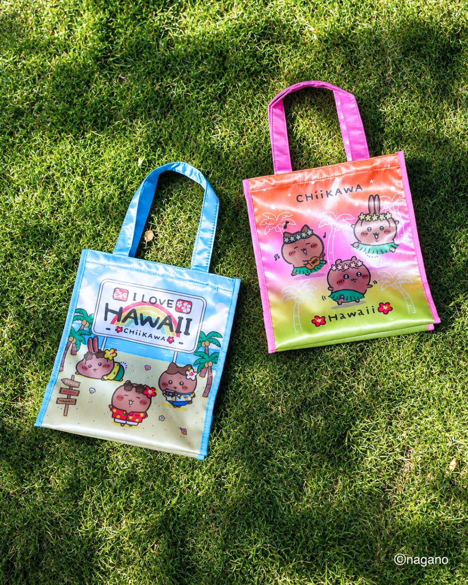 chiikawa_kouhou's tweet photo. ＼新商品／

ハワイ限定🌺

『CHIIKAWA HULA MINI TOTE』
『CHIIKAWA LICENSE MINI TOTE』

10月12日(月)より
ハワイの一部ABCストアにて販売開始！

#ちいかわ #CHIIKAWA #ハワイ #Hawaii https://t.co/HiWPqdAW6G