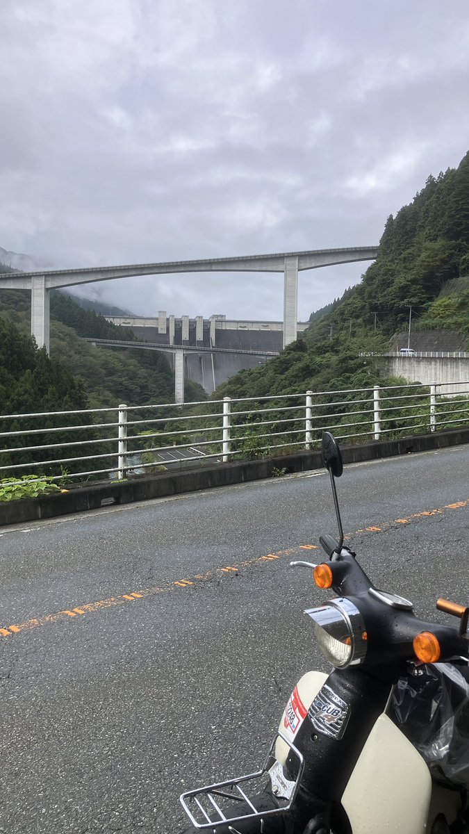 ken_xsr900gp's tweet photo. カブがあれば雨の日も楽しめる👍

自宅から秩父の小鹿野まで丁度１００ｋｍ

原付なら雁坂トンネル７０円なのが良いね！

#カブ散歩
#雨の日の楽しみ方 https://t.co/sWPes0QOzN