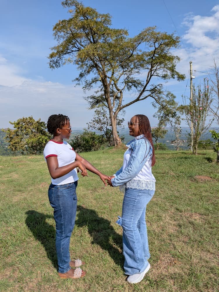 RuthAmber13's tweet photo. When @rotaryd9213 & @RotaractD9213 District Membership Chairs link up😊
Loved catching up with the amazing @dorothy_kyeyune at the Unity Rotary Year Celebration last weekend.💃
From the two of us to you;have a blessed new week😁 https://t.co/kf7QDX7NVn