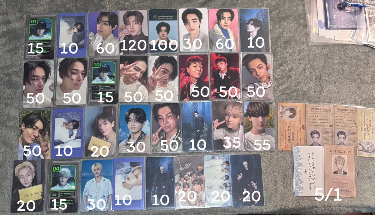 sugargirlforyou's tweet photo. WTS / พร้อมส่ง 

การ์ดราคาตามภาพ

📮Shipping : 40฿

#ตลาดนัดenhypen #ตลาดนัดเอนไฮเพน https://t.co/xE33pM6P41