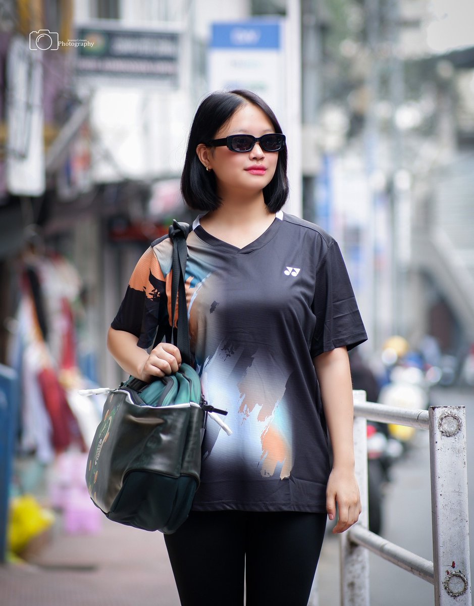 michaelleev21jz's tweet photo. They consistently come to buy sports goods. The quality is so good that you can tell they’ve made the right choice. Available at @the_pooyas_locker. In frame: @hruaaisangi. https://t.co/nHGWqAU26l