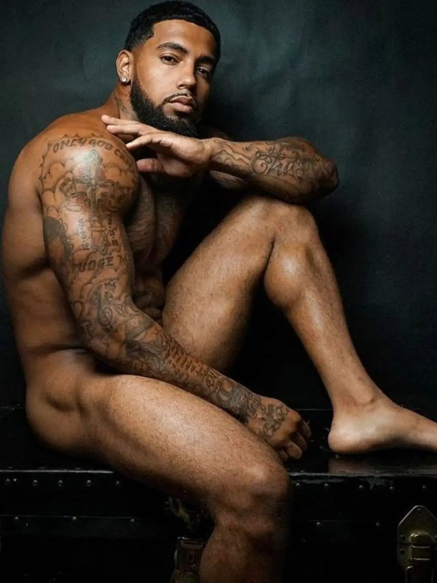 Menyouwoulddate's tweet photo. Will you let me dominate you? 😈 https://t.co/KyiMWSVTPR