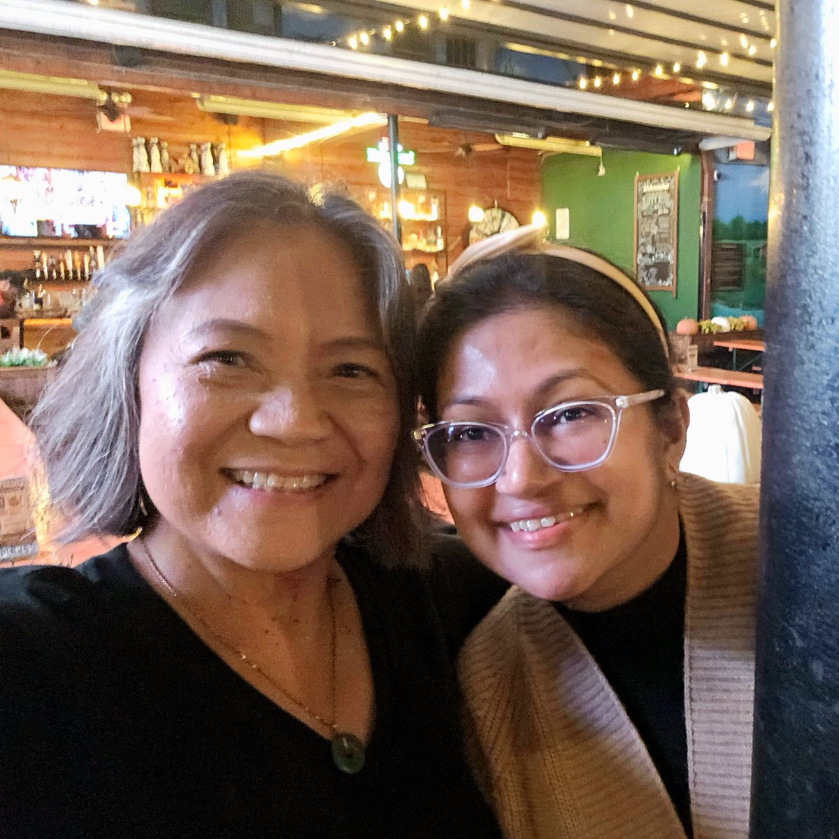 mariteskaufer's tweet photo. 🧵 Democracy warriors answered the calls tonight, Nor'easter notwithstanding ✊🏼✊🏼💪🏼

1. Great turnout at tonight's Assembly District 28 Part B Democratic County Committee meeting organized by our amazing District Leaders, Melissa San Pedro and Christopher Hanusa 🤩🤩 https://t.co/JTP40SV4Ca