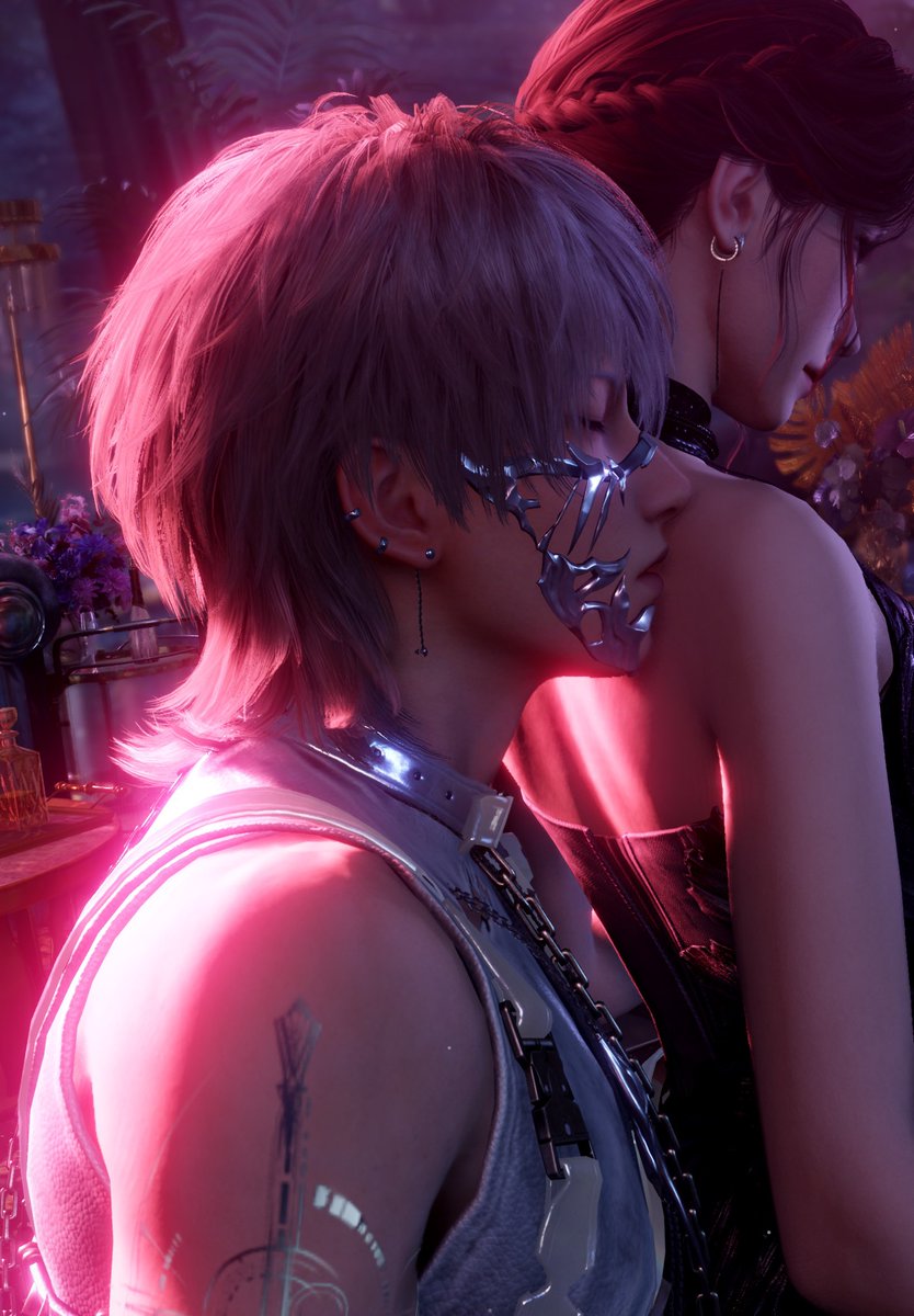 aeritzh's tweet photo. Loving the concept of Xavier’s back and shoulder kisses… why is this little detail never talked about enough??😭 https://t.co/G3kwFITxBq