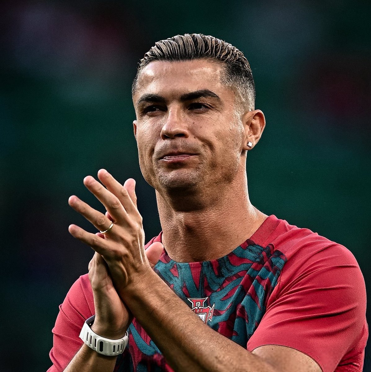 FabrizioRomano's tweet photo. 🚨🇵🇹 Jorge Jesus on why Cristiano Ronaldo was unused sub vs Norway: “I was thinking of Cristiano to come in… but then the game dictates other things.”.

“I felt it wasn't the right time to put him in the game, there are still two more games but it wasn't to protect him physically. He was ready”.