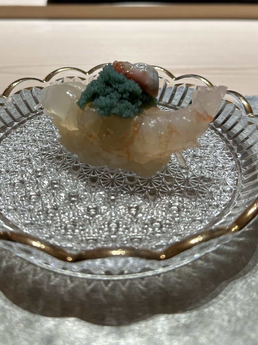 komakuma3's tweet photo. 鮨おおね田で秋漁期の
噴火湾活牡丹海老🍣 https://t.co/XJ0pc0e9ST