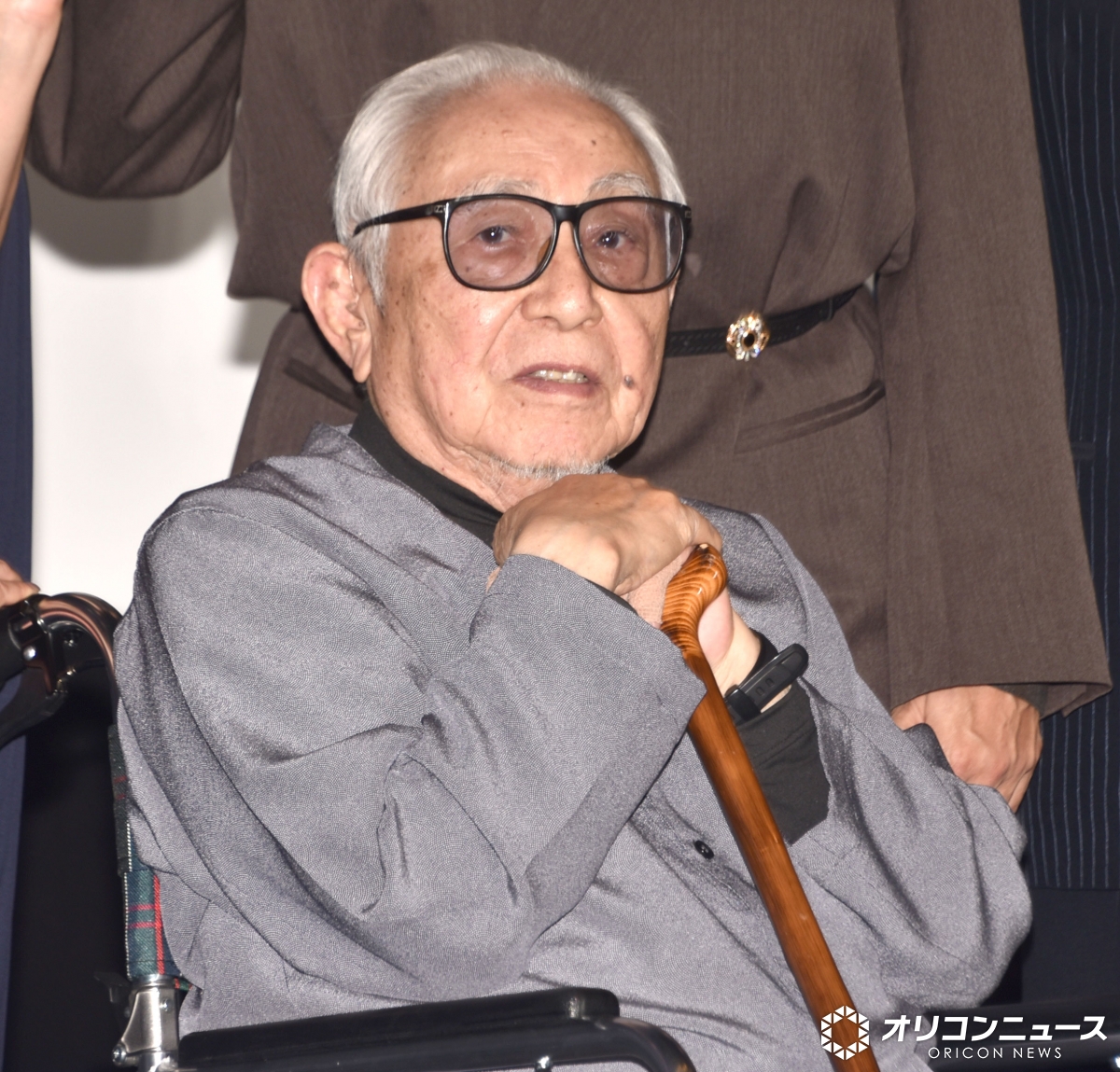 oricon's tweet photo. 『北の国から』脚本家・倉本聰さん死去 91歳
https://t.co/D8UCVt2CPi
⠀
1959年にニッポン放送に入社。1963年に退社後、脚本家として独立。1977年に北海道・富良野に移住した。代表作に『北の国から』『前略、おふくろ様』『優しい時間』『風のガーデン』『やすらぎの郷』など。 https://t.co/clsnhWIxXt