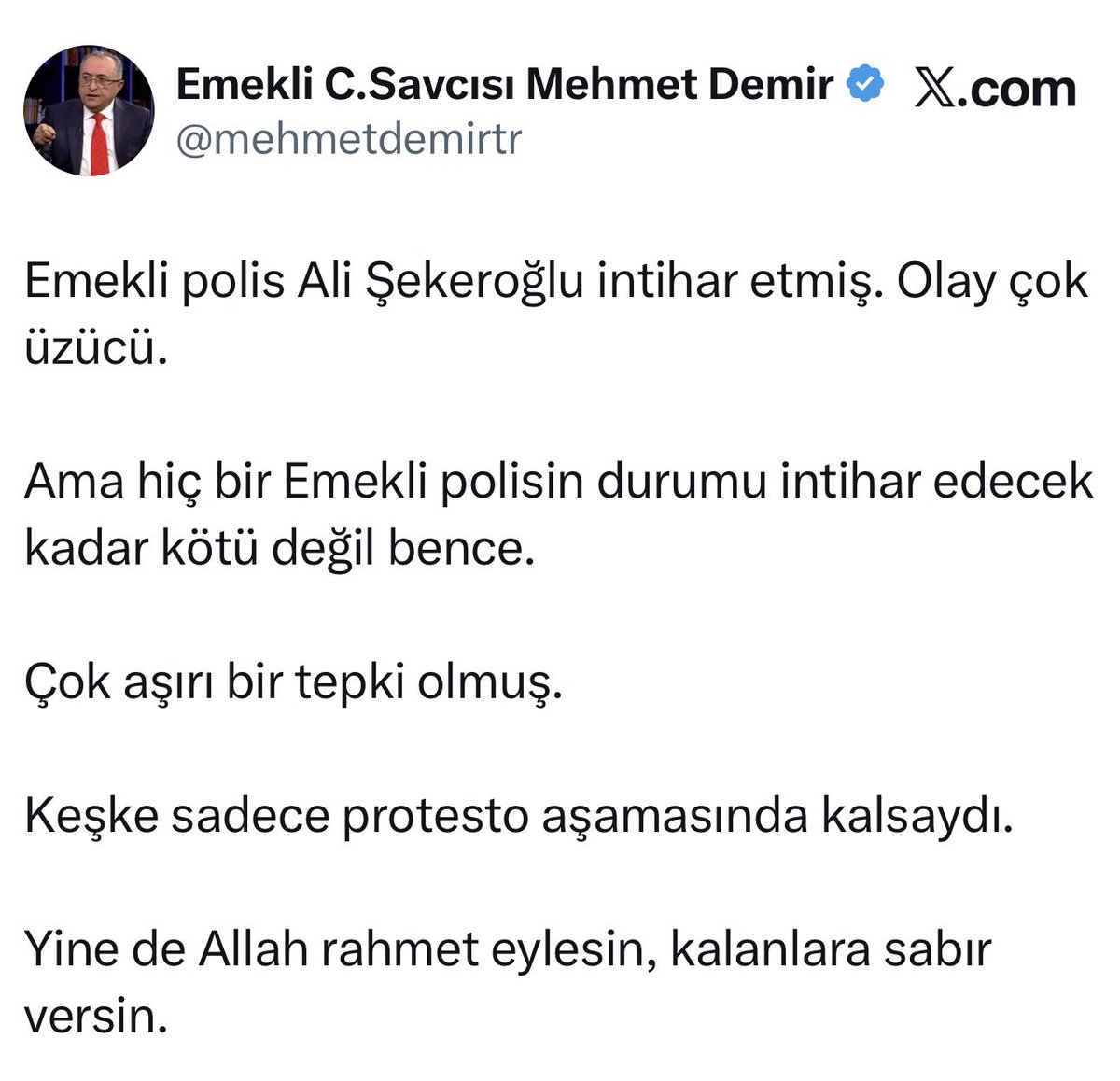 AvukatBelcin's tweet photo. Emekli polis memurlarının çoğu, 26.400 TL emekli maaşı alıyor. ( En çok 32.350 TL. )

Emekli savcıların çoğu, 85.000 TL. emekli maaşı alıyor. ( En çok 110.000 TL. )

Emekli bir başkomiser 35.750 TL – 41.100 TL arasında maaş alırken, emekli bir yüksek mahkeme savcısı 120.000-160.000 TL arasında maaş alıyor.