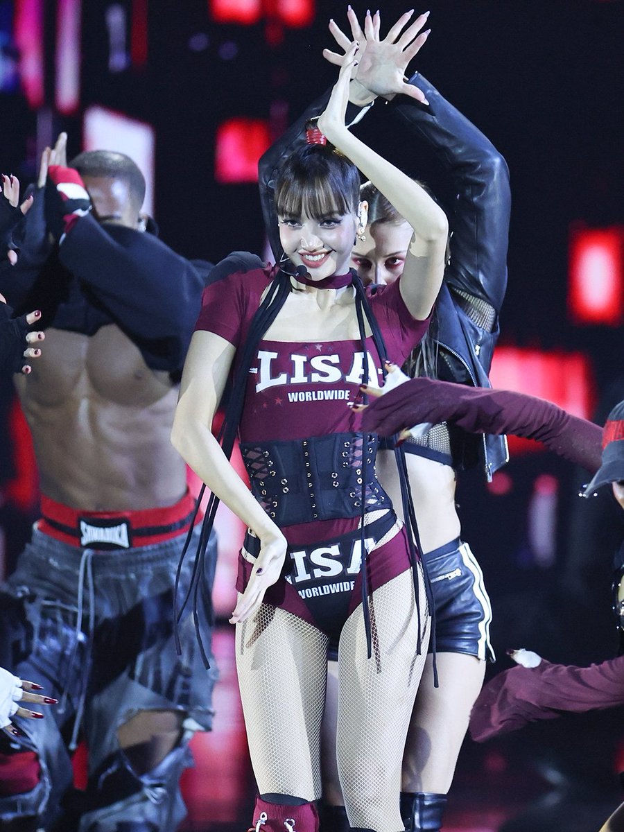 babylalisalloud's tweet photo. สวยมากกกก

SAWADIKA LISA ON VMAS
#LISA #LISAisBACK_VMAs #VMAs https://t.co/s1I9NdWT7h