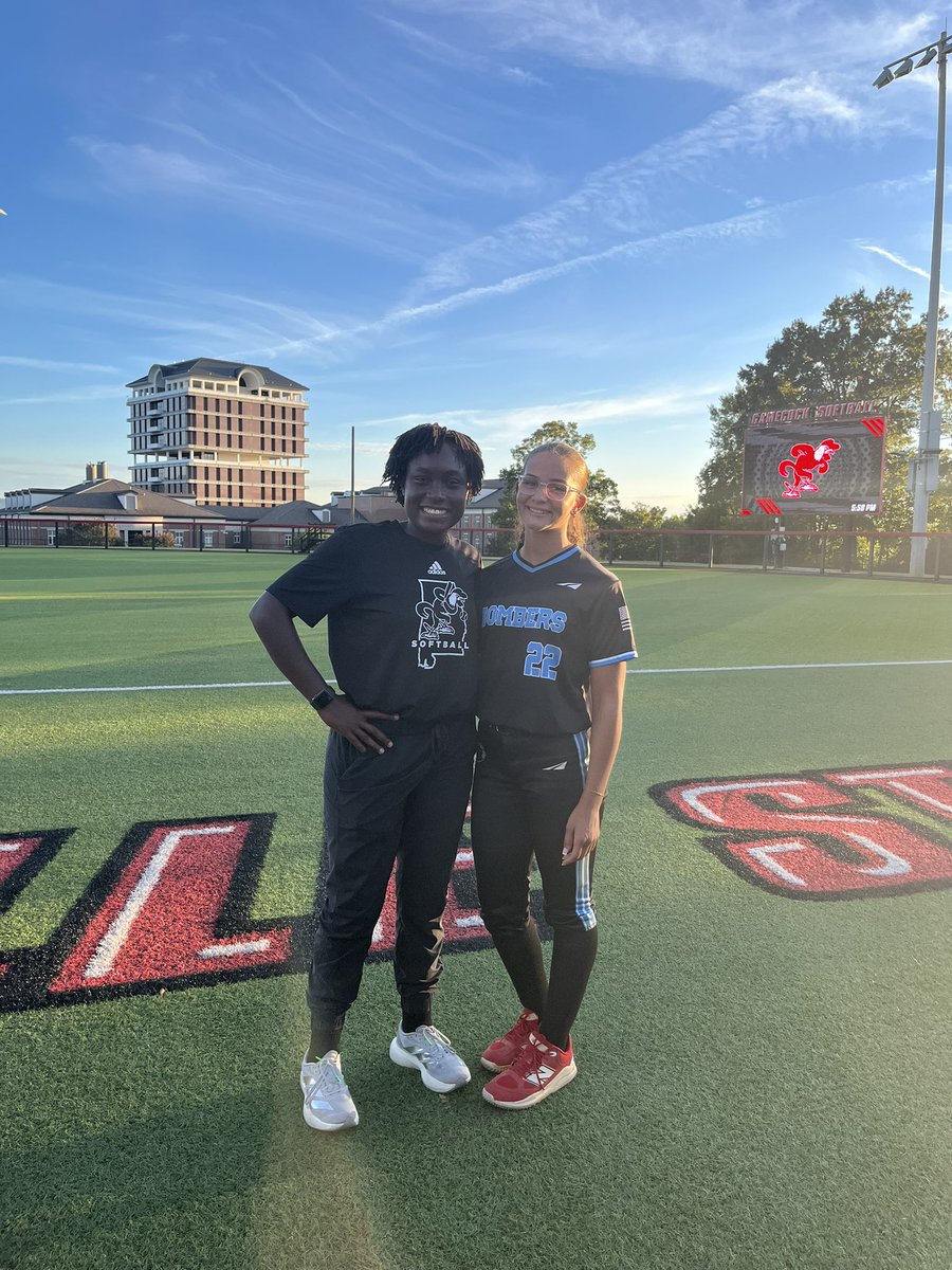 malayaspringer's tweet photo. Thank you @JaxStateSB for the hitting &amp; infield clinics! Got some great feedback and loved the environment!!

@CoachSims_JSU @hollystew27 https://t.co/f3S9CmywJr