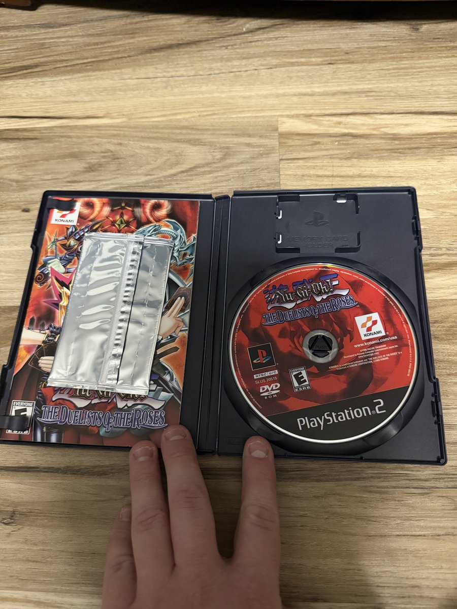 LegacyKnows's tweet photo. $15 for a copy of Yu-Gi-Oh Duelist of the Roses and the cards were still in the case along with the manual

Shoutout my local antique shop 🤙 https://t.co/5vWWjaRYsj