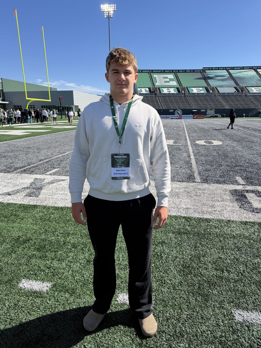 WyattThomas2028's tweet photo. Had a great visit at @EMUFB Saturday! Thank you Coach @AlanHensell for the invite and @Coach_Creighton for the insight and motivation. @CoachSDugan it was great to see your work with the linebackers and what Eagle football is about! Look forward to getting back after season.
@CoachWiesehan @CoachTee34 @CoachOmli @KniggaNoah  @zmowchan221 @Aaron_Kearse26